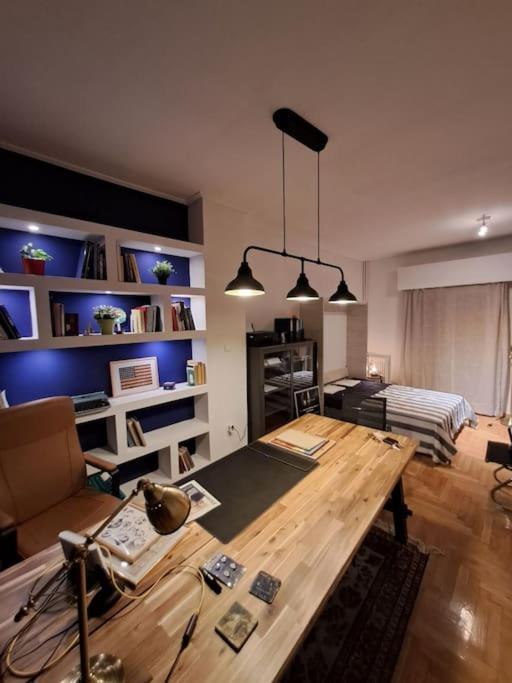 Chic Comfort: Where Cozy Meets Professional Atenas Exterior foto